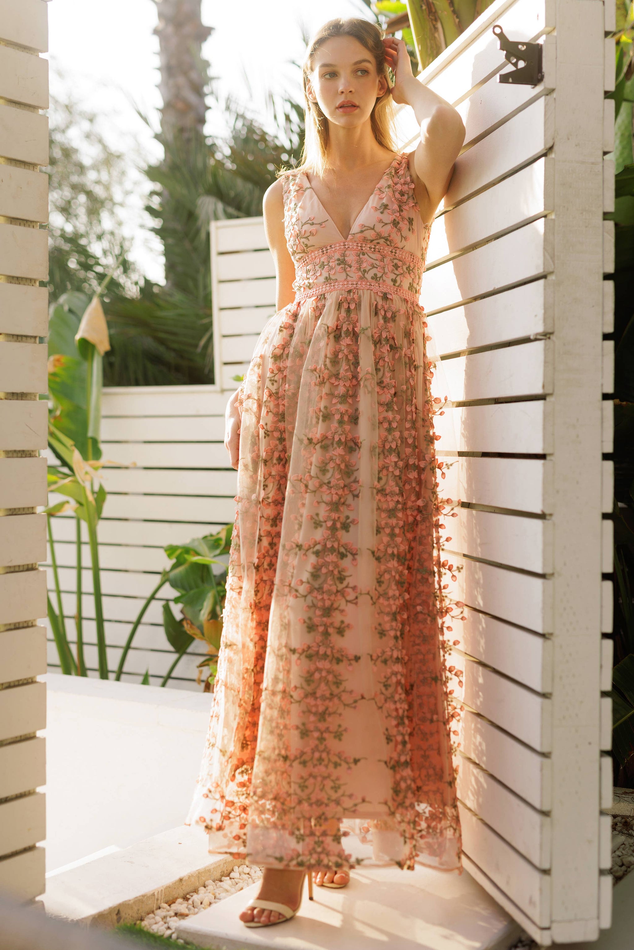 Embroidered Floral Lace Maxi Dress: MAUVE - That's Invintage Embroidered Floral Lace Maxi Dress: MAUVE - That's Invintage