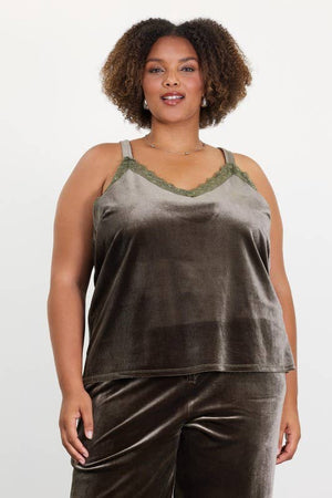 Plus Size Lace Detail Velvet Cami Top