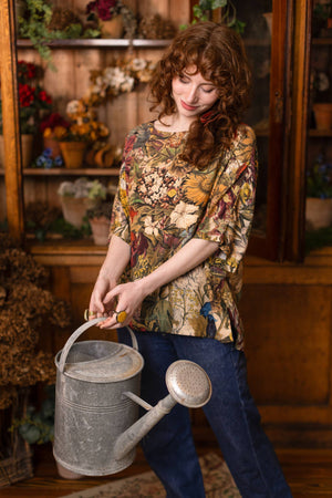 Golden Hour Luxe Tee Floral Tunic Shirt with Swallow: L/XL (10-14)