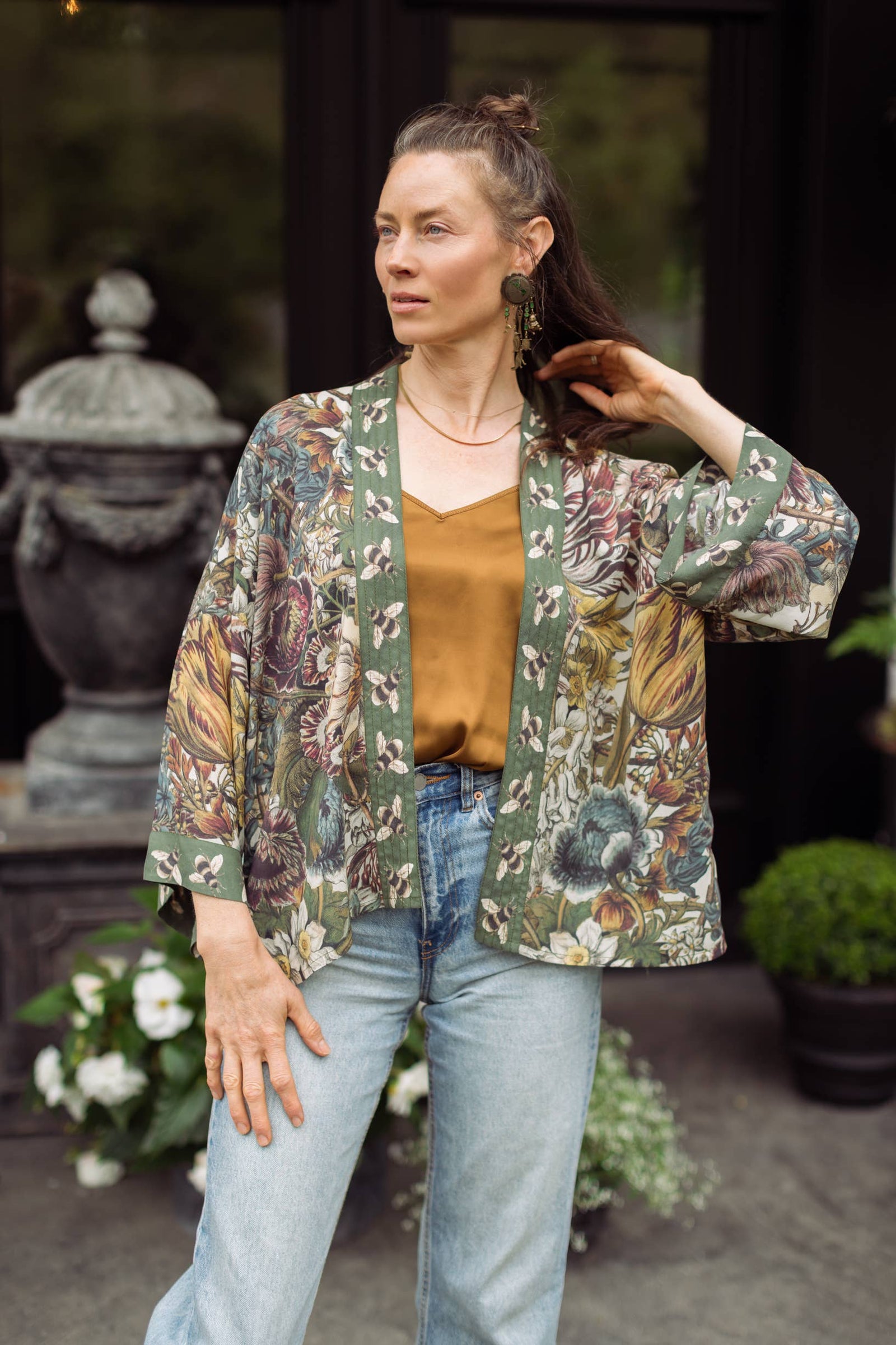 Love Grows Wild Pixie Duster Cropped Kimono w/ Bees