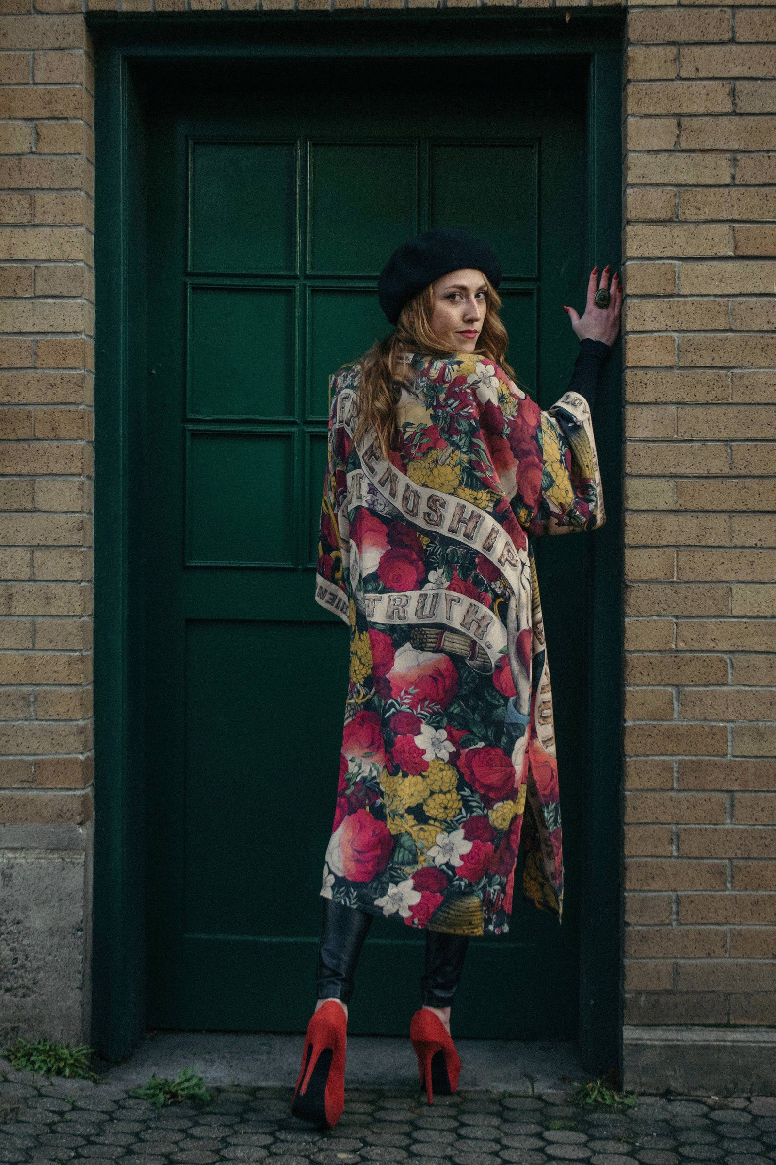 Friendship Love & Truth Opera Duster Kimono Robe: Classic