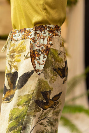 Theatre of Dreams Linen Cropped Artist Pant w/ Swan, Birds: L/XL