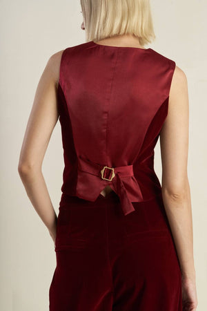 A Velvet Vest: BERRY