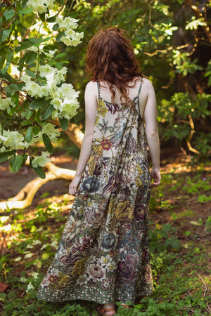 Love Grows Wild Bohéme Slip Dress With Bees: S/M (fits approx. size 6-10)