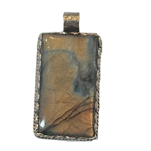 TIBETAN SILVER PENDANT WITH RECTANGLE LABRADORITE
