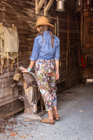 Love Language Linen Cropped Artist Pant w/ Flowers: Original O/S
