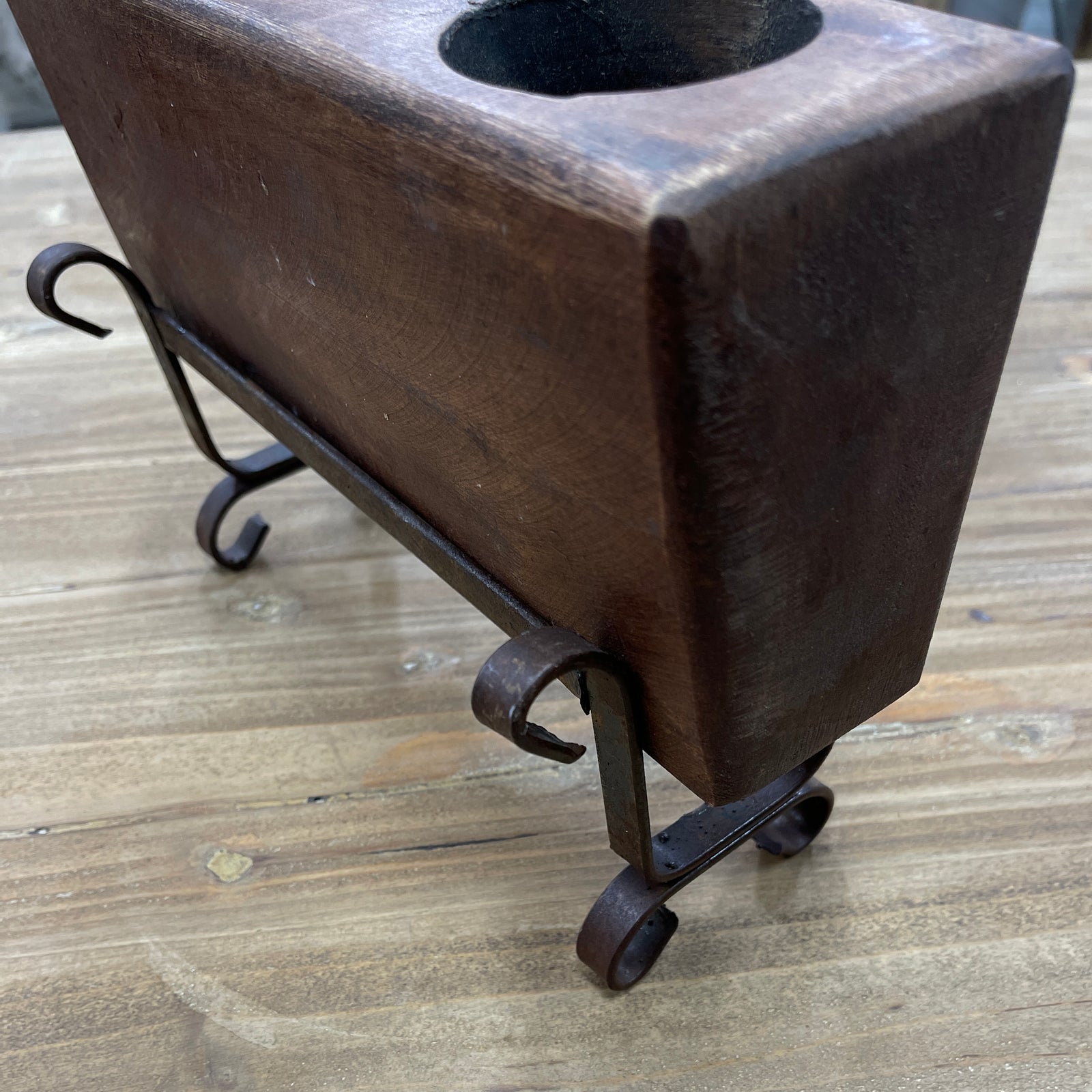 Metal Sugar Mold Holders