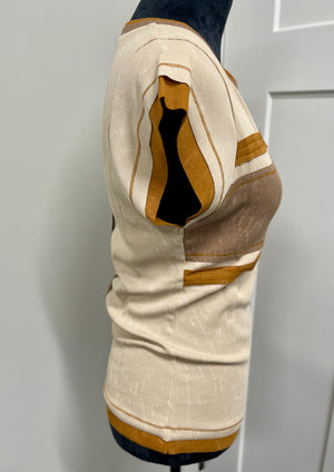 SLEEVELESS VINTAGE VARSITY TOP: Beige