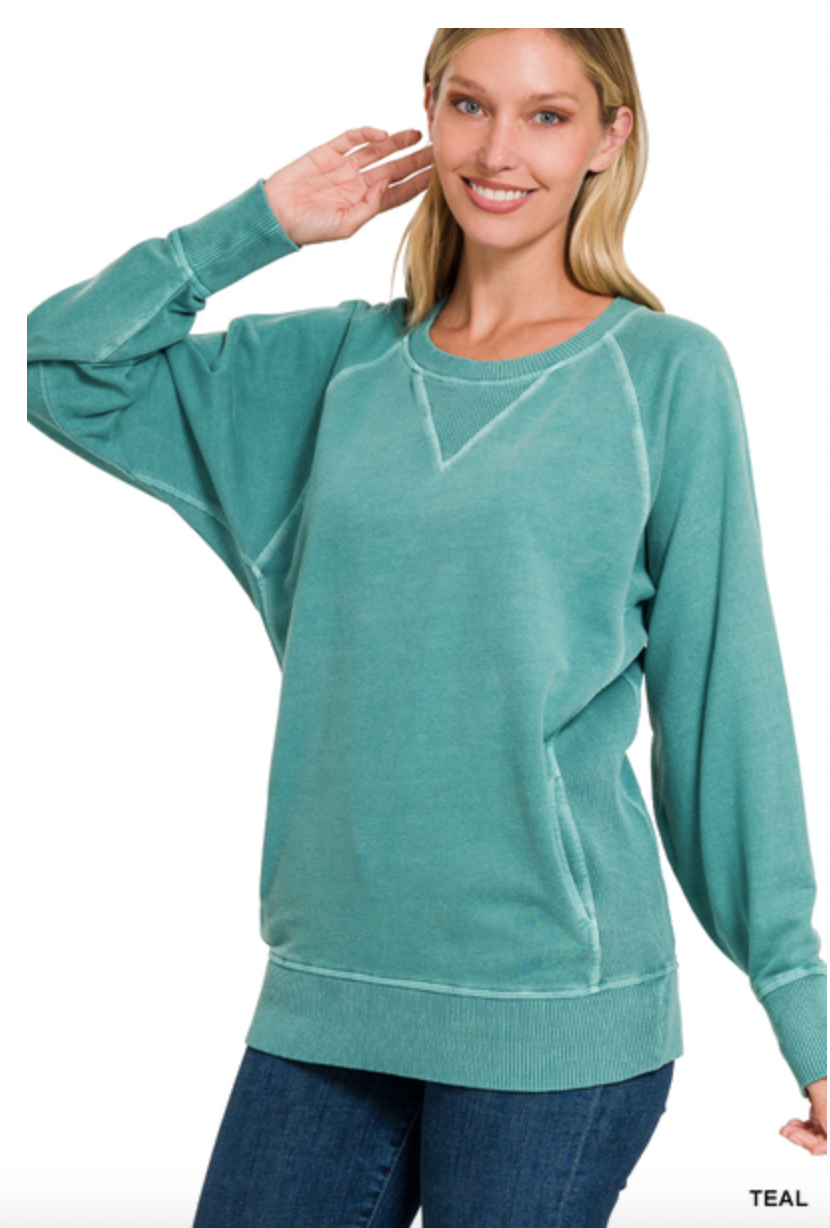 TEAL SWEATSHIRT WITH POCKETS