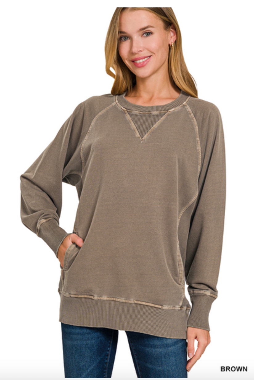 BROWN SWEATSHIRT WITH POCKETS