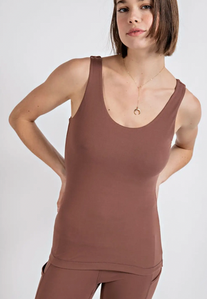 BUTTER FABRIC SLEEVELESS TANK: ROUND NECK