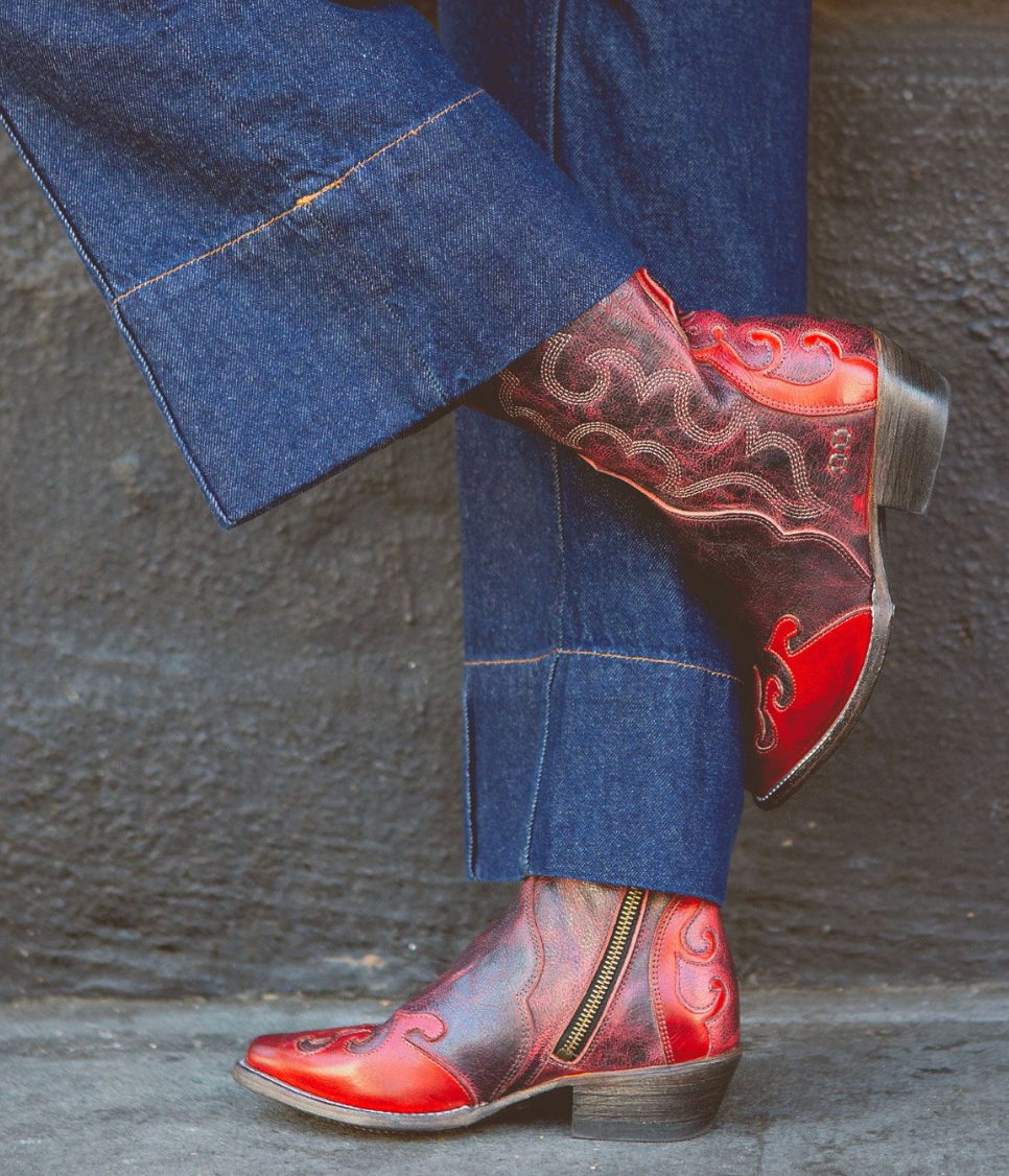 Bedstu Women's Western Boots: Deuce