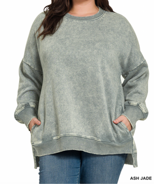 PLUS HI-LO SWEATSHIRT WITH POCKETS