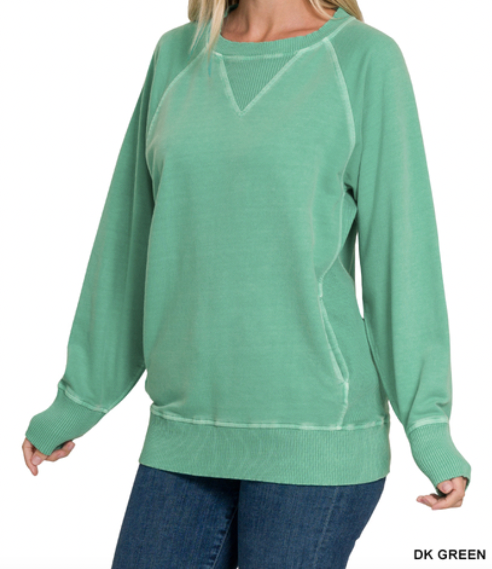 DARK GREEN SWEATSHIRT WITH POCKETS