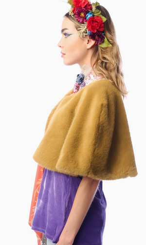 Grace Kelly Reversible Fur Cape: Camel/ One size 2025 CC