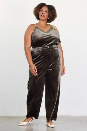 Plus Size Lace Detail Velvet Cami Top