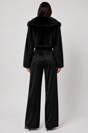 FJ0250: The Noir Luxe Cropped Faux Fur Jacket: Cream / M