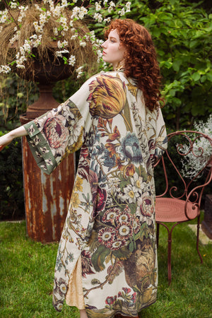 Love Grows Wild Opera Duster Kimono Robe w/ Bees
