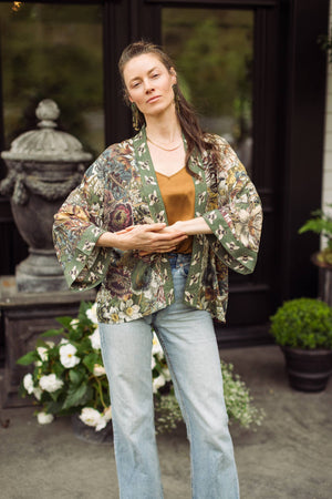 Love Grows Wild Pixie Duster Cropped Kimono w/ Bees