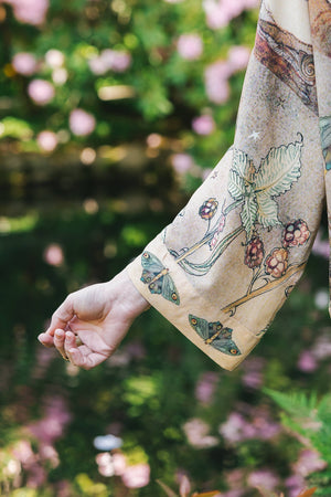 Lovelight Pixie Cropped Kimono w/ woodland swallow & stars