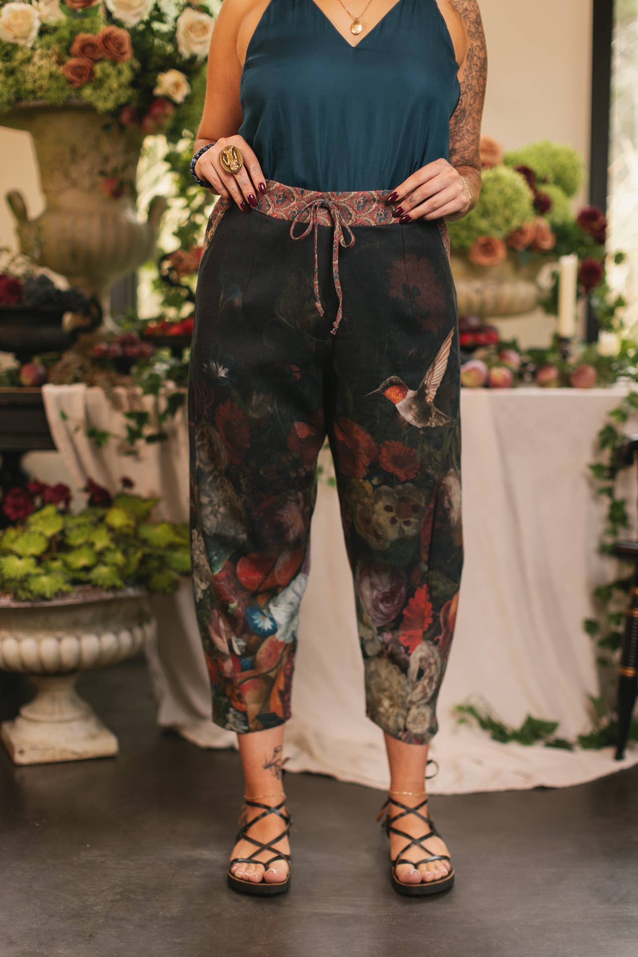 Flight of Fancy Linen L/XL Cropped Artist Pants w/ Hummingbird