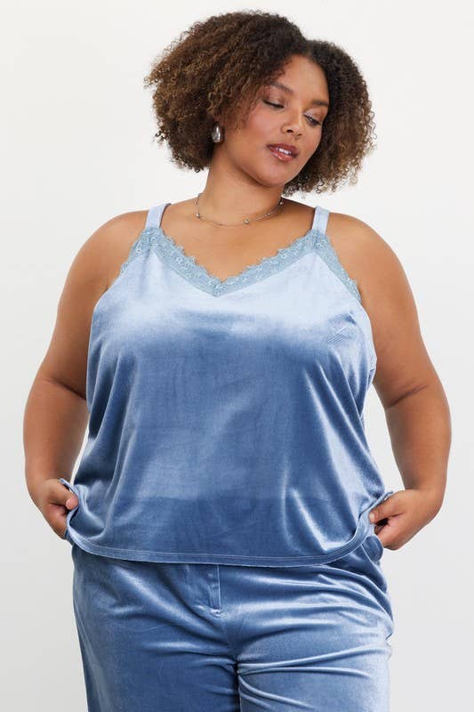 Plus Size Lace Detail Velvet Cami Top